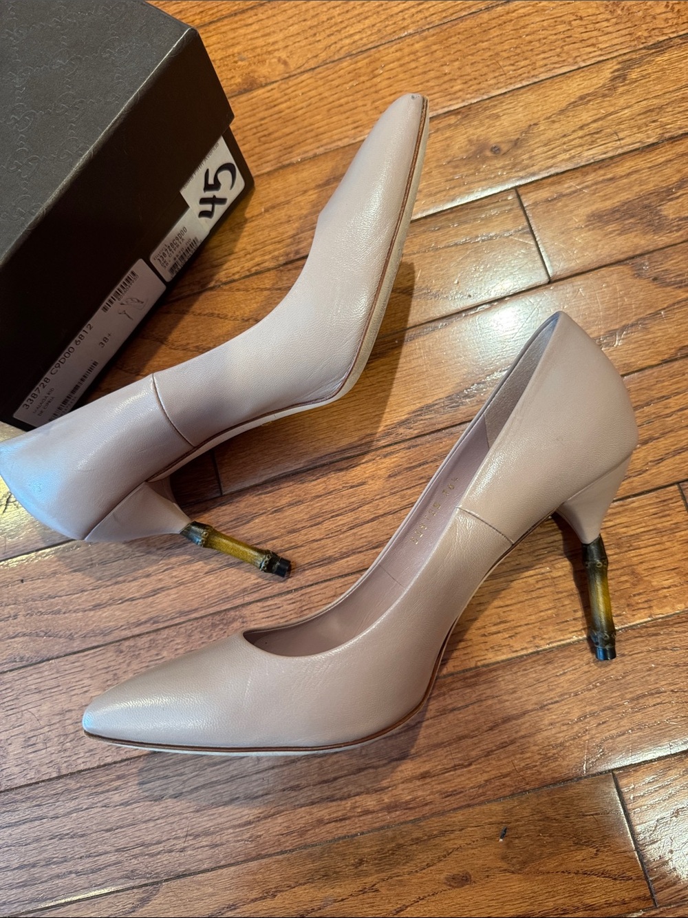 Gucci Beige Pointed-Toe Mid Heel Pumps